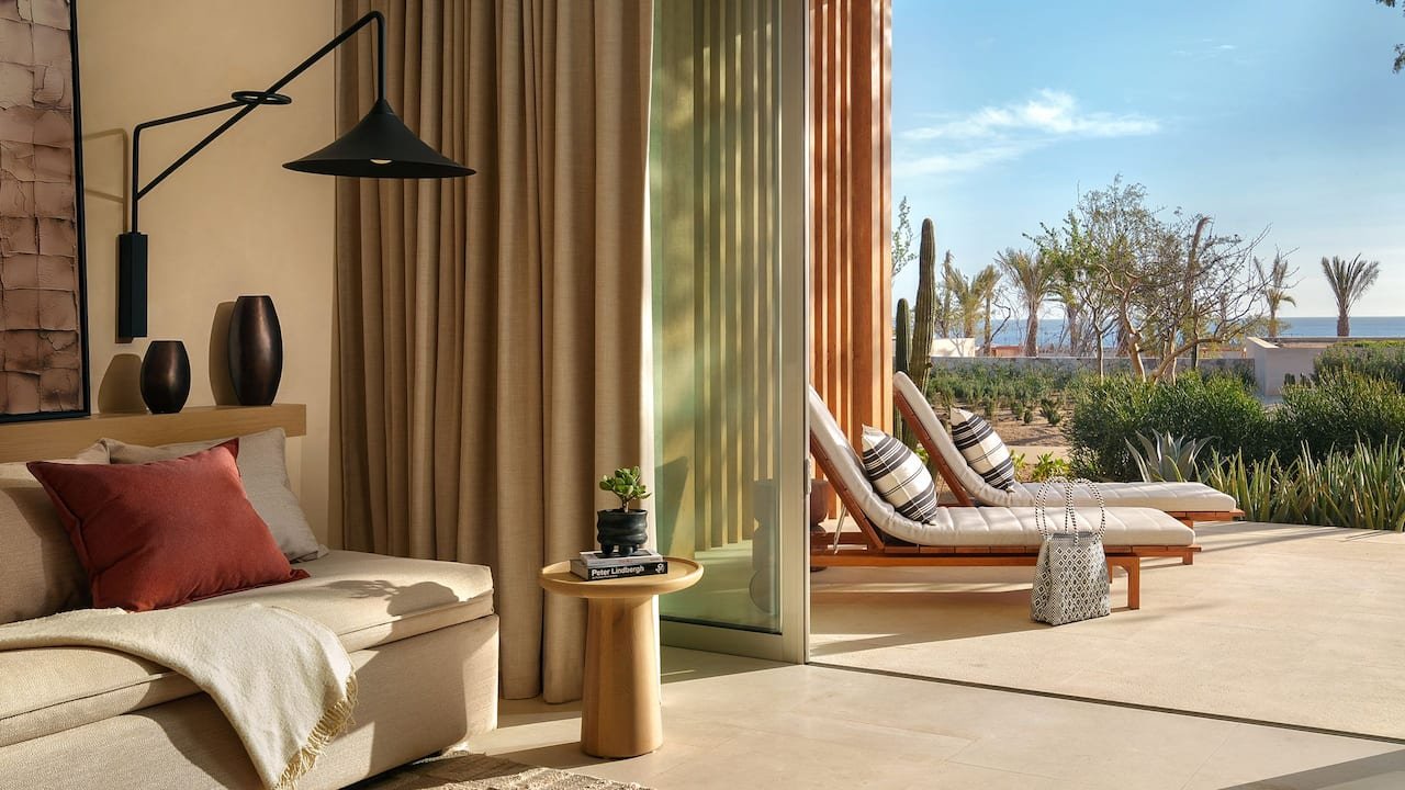 Deluxe Suite Partial Ocean View With Terrace